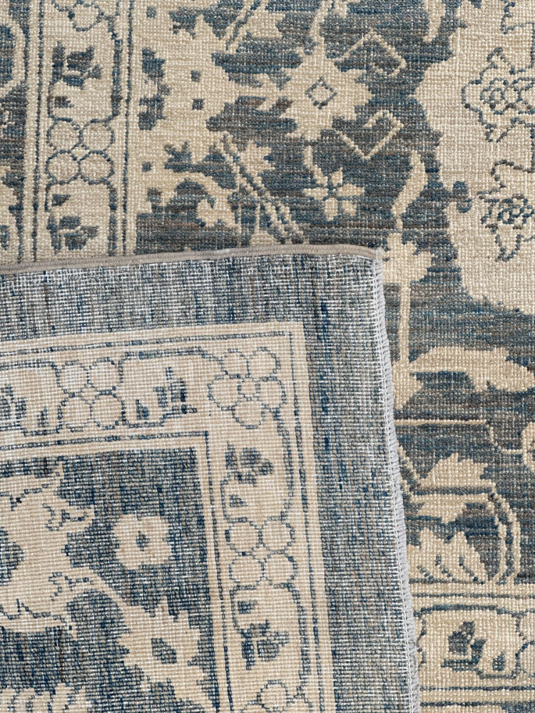10'x14' Navy Blue Agra 505 Design Ariana Traditional Rug