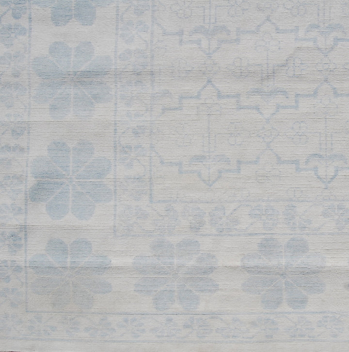 8'x8' Ariana Transitional Agra Design White Blue Rug