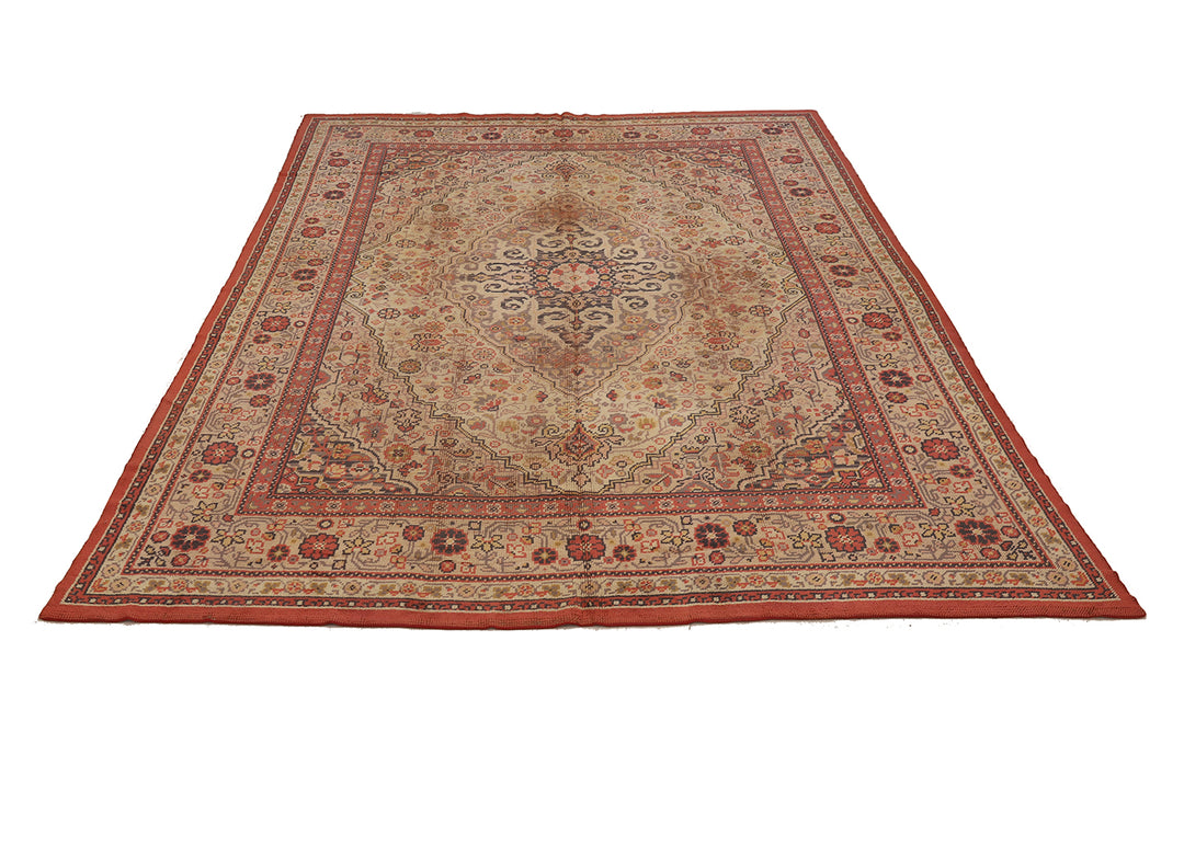 11'x15' 1940s European Hand-knotted Rug | Persian Floral Rug