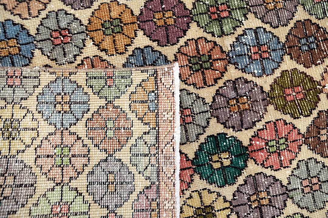 5'x8' Vintage Turkish Hand-Knotted Floral Wool Rug