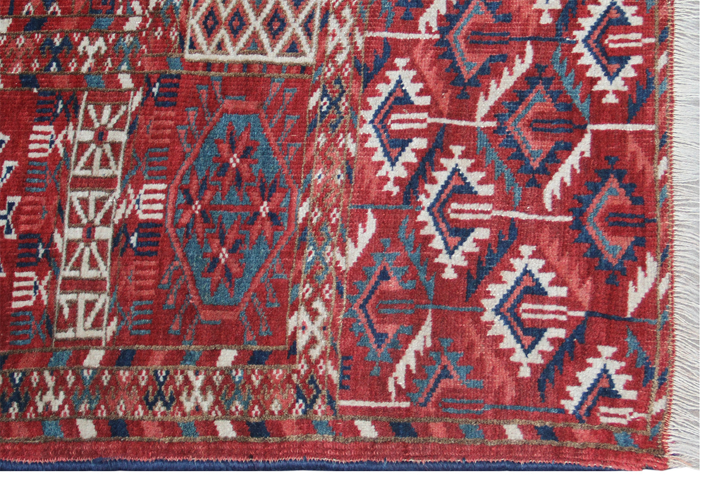 7'x11' Antique Semi-antique Turkman Main Rug