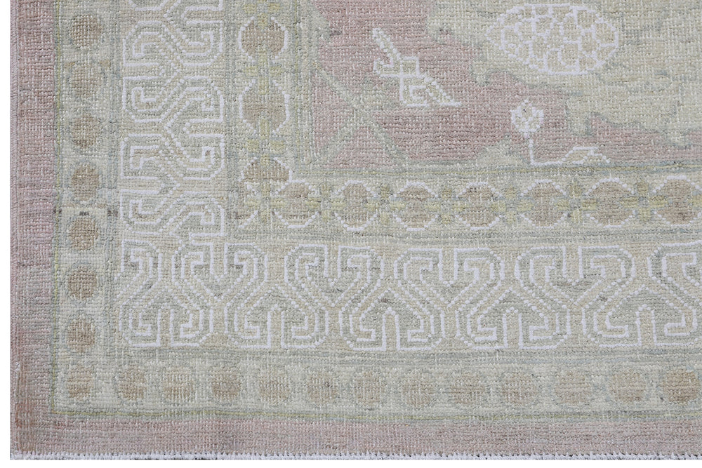 18'x4' Ariana Transitional Floral Light Pink Ivory White Runner Rug