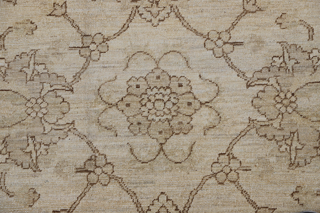 6'x9' Medium Ariana Traditional Sultanabad Floral Beige Brown Rug