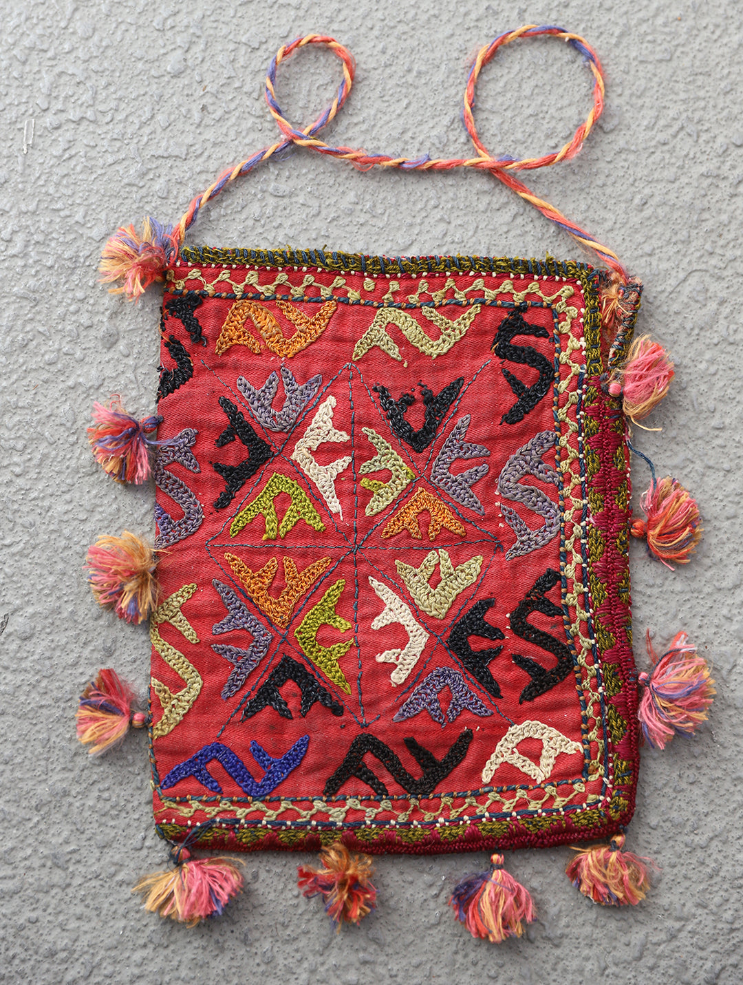 6"x7" Vintage Hand Embroidered Uzbek Ladies Hand Bag