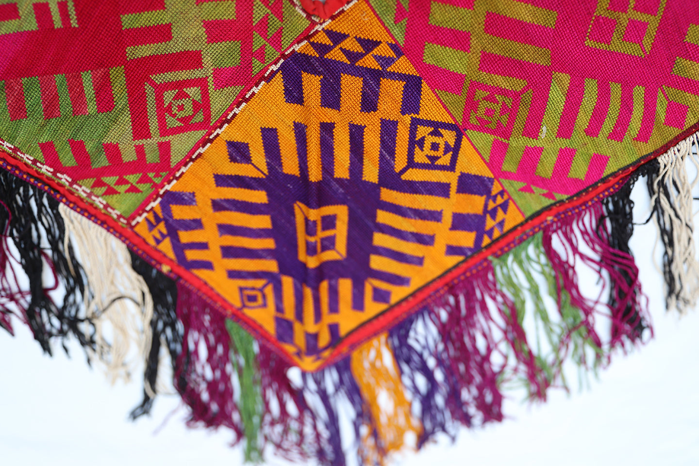 2'x4' Hand Embroidery Uzbek Yurt Decorative
