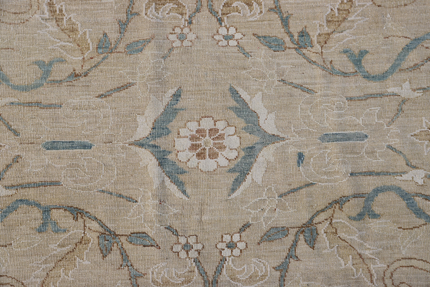 12'x16' Polonaise Design Wool, Cotton and Silk Ariana Luxury Collection Rug