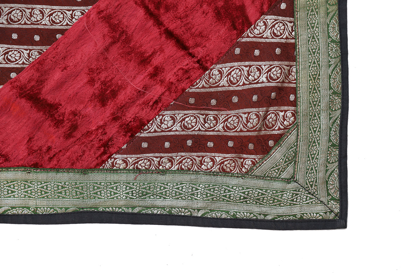 7'x9' Uzbek Quilt Applique Textile