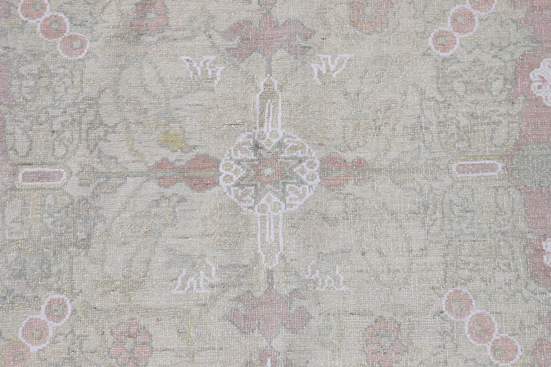 18'x 4' Ariana Transitional Floral Light Pink Ivory White Runner Rug