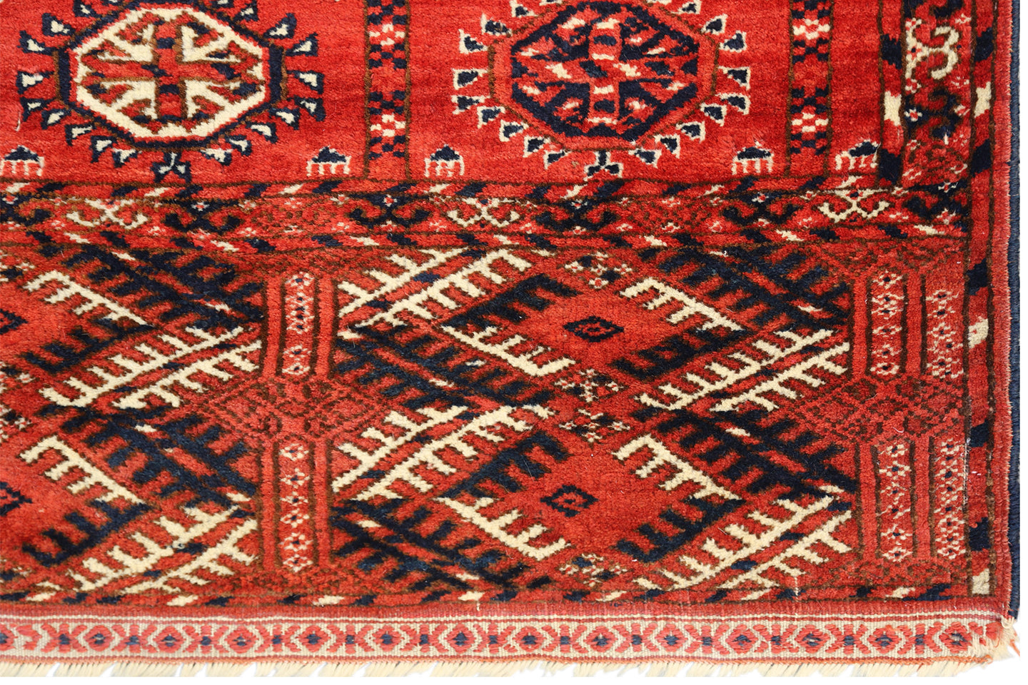 7'x9' Antique Turkman Rug