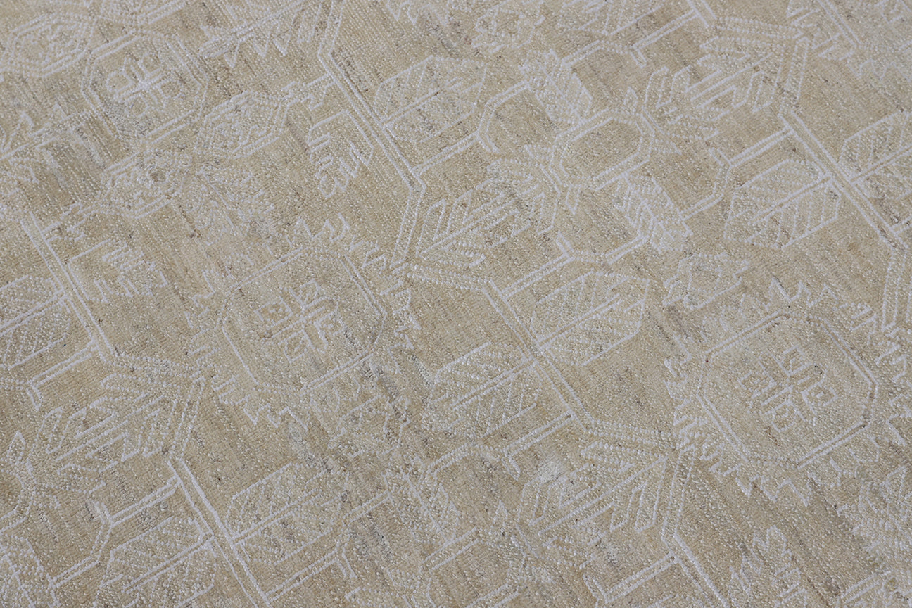 10'x14' Pale Wool with Cotton Highlights Tabriz Design Ariana Transitional Rug