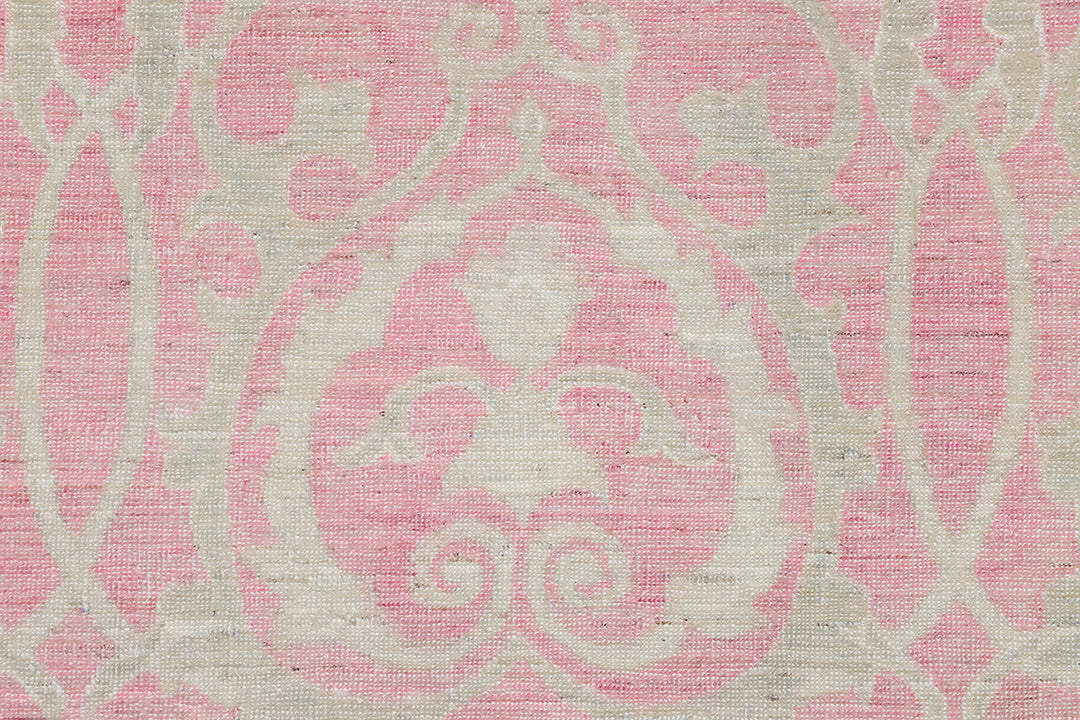 10'x12' Ariana Fine Eastern European Design Pink and Cream Beige Traditional Area Rug