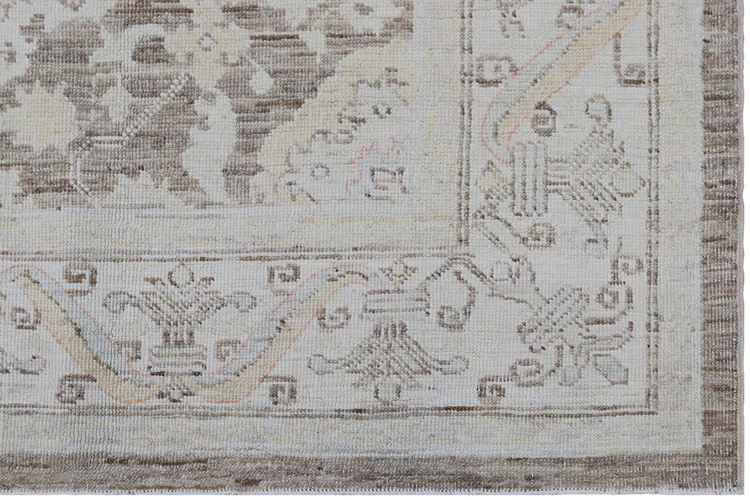 6'x9' Ariana Medium Agra Design Brown Ivory Hand Knotted Wool Rug