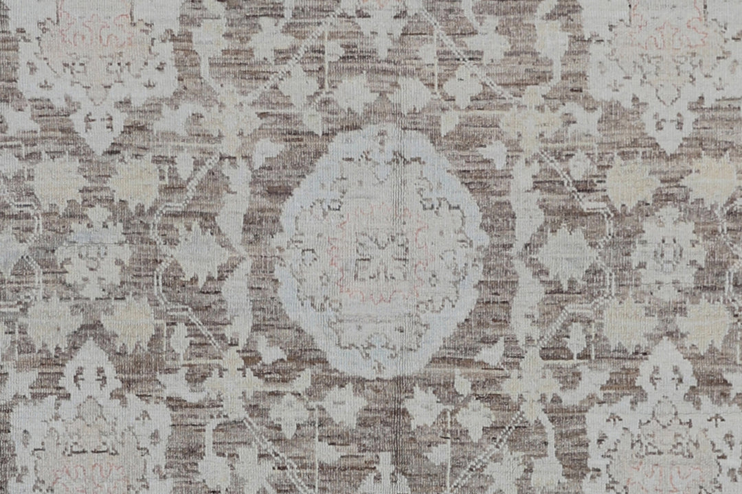 6'x9' Ariana Medium Agra Design Brown Ivory Hand Knotted Wool Rug