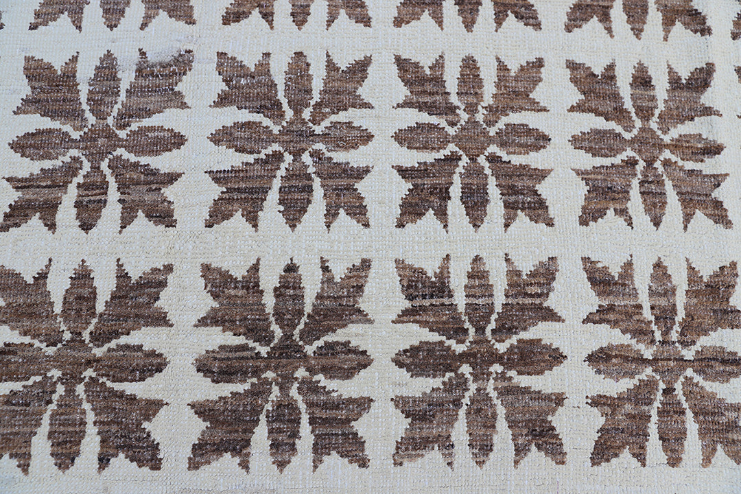 5'x6'Fine Small Floral Design Ivory Brown Hand Knotted Area Rug