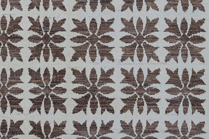 5'x6'Fine Small Floral Design Ivory Brown Hand Knotted Area Rug