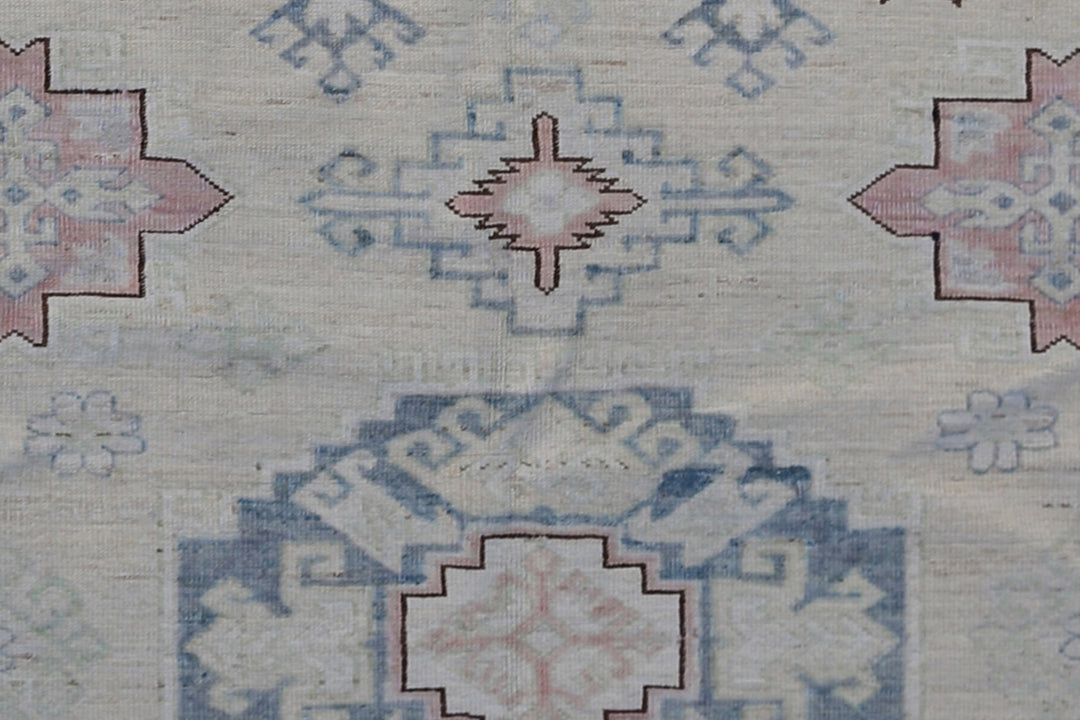 6'x7' Ariana Caucasian Design Ivory Blue Geometric Wool Rug