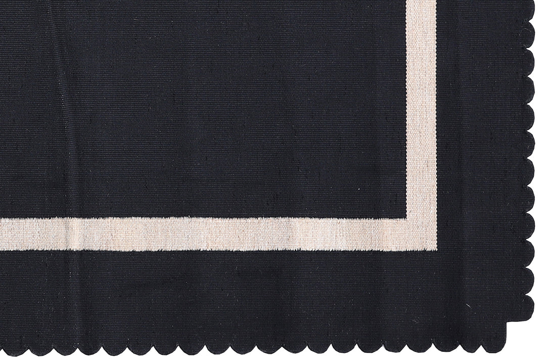 10'x11' Black Handwoven Indoor Outdoor Ariana Rug