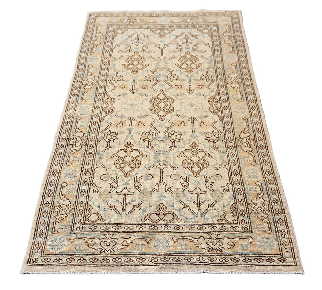 3' x 5' Fine Luxury Ivory Ariana Traditional Persian Area Rug