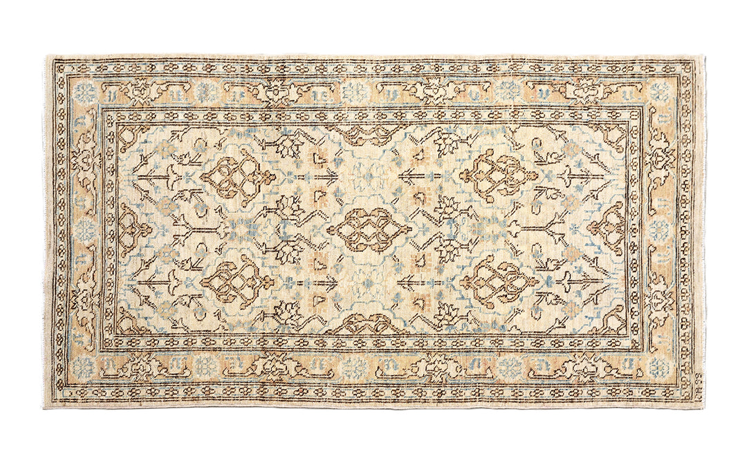 3' x 5' Fine Luxury Ivory Ariana Traditional Persian Area Rug