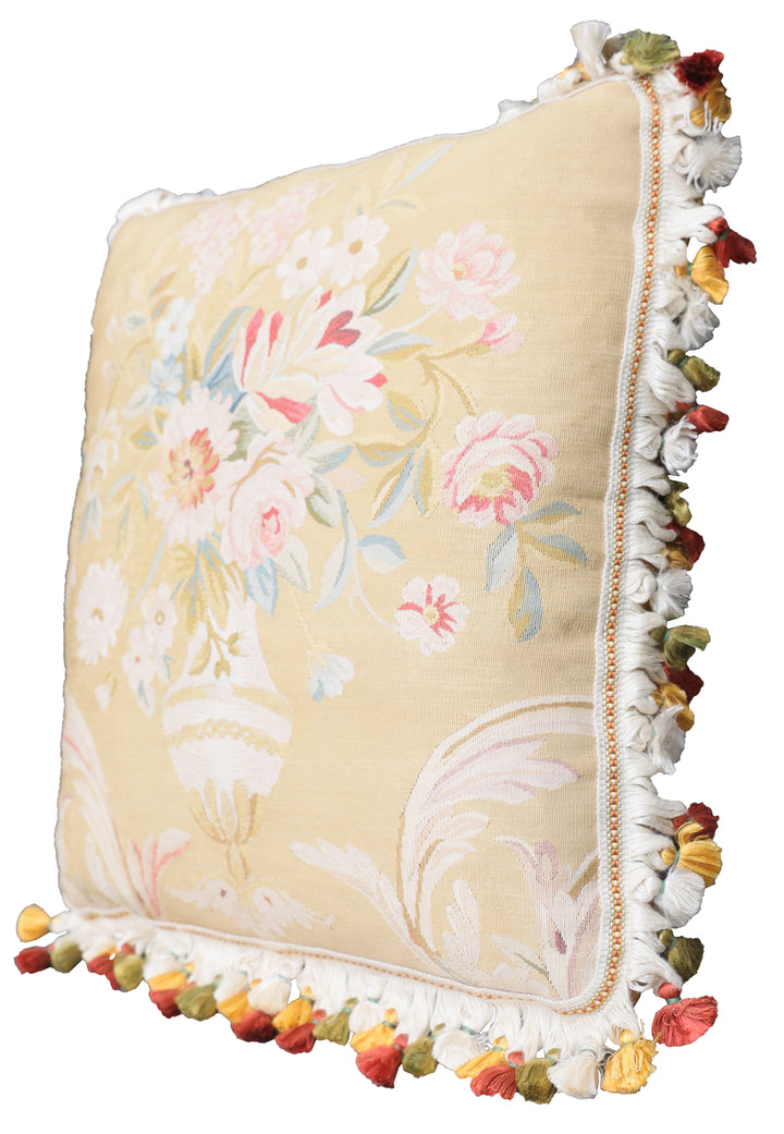 21''x21'' Tan and Cream Floral Hand-Woven Silk Aubusson Pillowcase