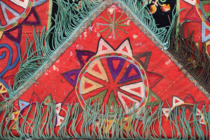 2'x2' Antique 19Th. Century Hand Embroidered Uzbek Mirror Bag Lakai Susani