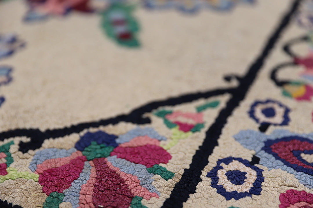 2'x4' Antique American Hooked Rug | Floral | Hand-Hooked Rug