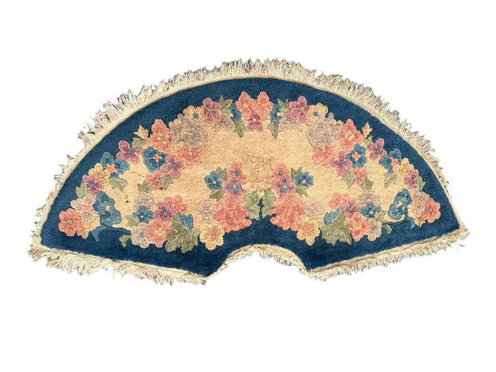 2'x4' Fan Shaped Beige & Blue Floral Art Deco Rug