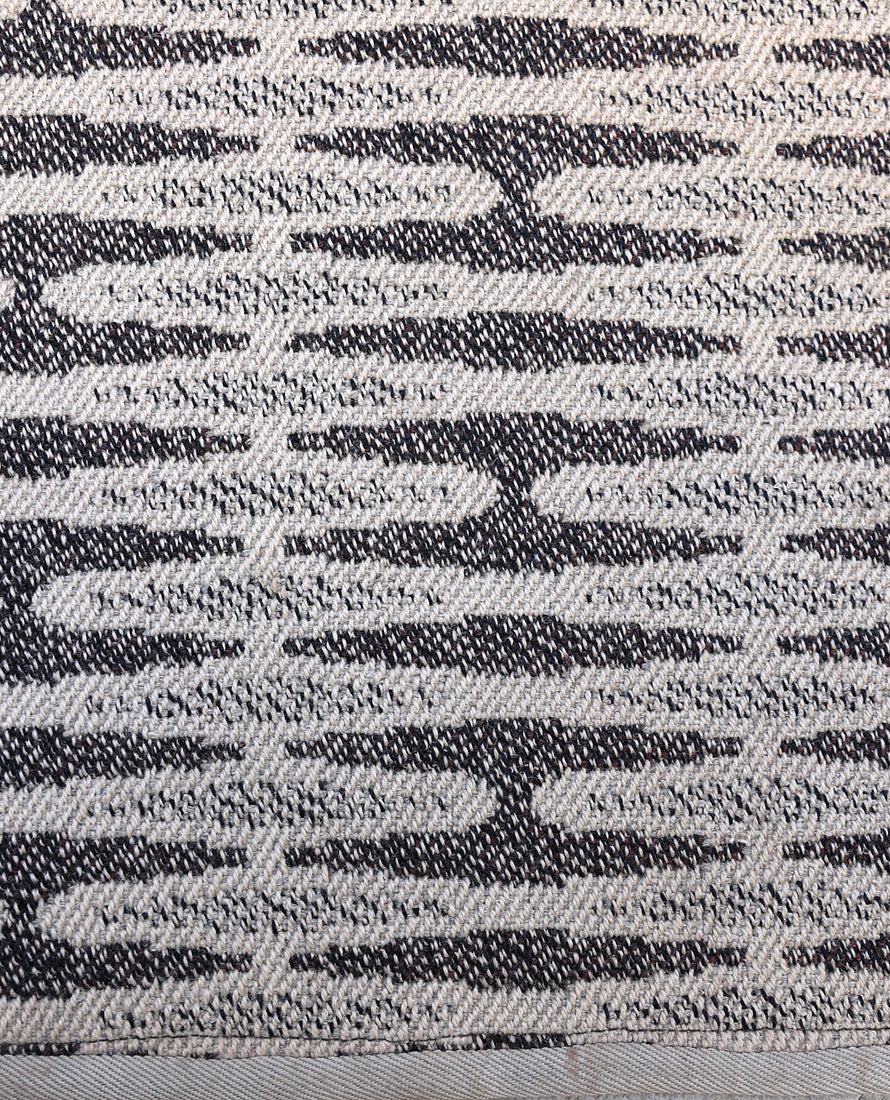 3' x 7' Vintage Turkish Kilim Rug | Handwoven Tribal Wool Kilim