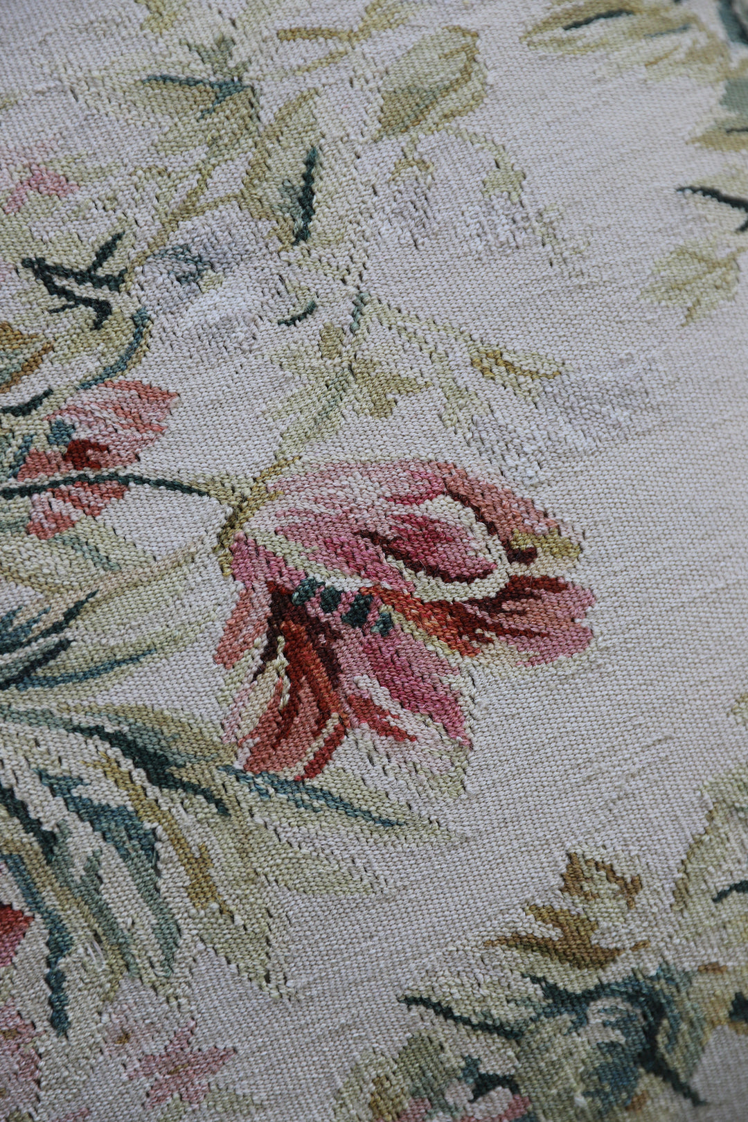 20"x20" Square Fine Floral Silk and Wool Aubusson Pillowcase