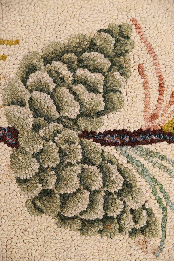 3'x5' Antique American Hooked Rug | Floral & Pinecone Small Rug