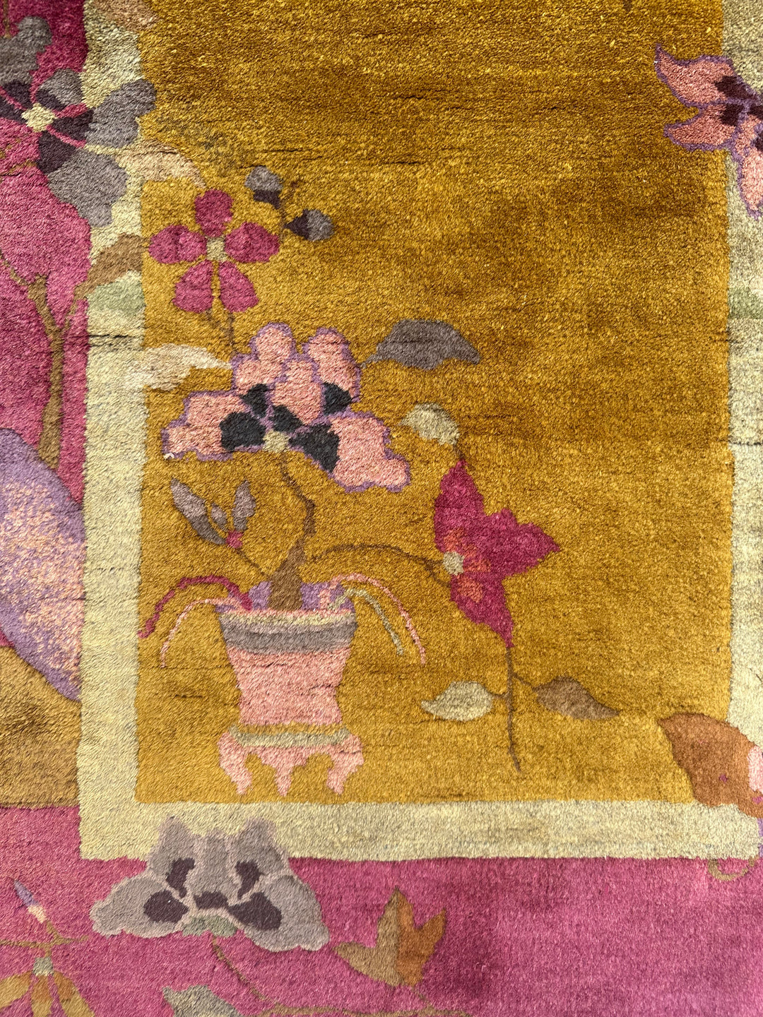 2'x4' Yellow and Pink Floral Chinese Art Deco Wool Rug