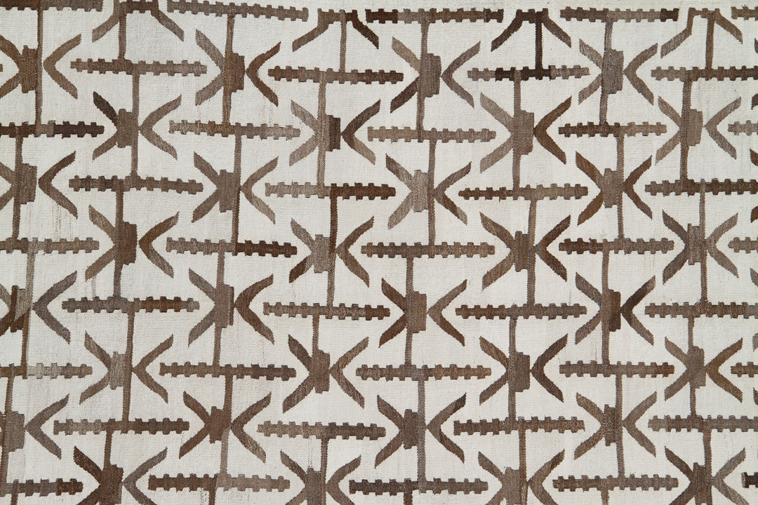 5'x11' Wool Kilim Rug | Ivory & Brown | Kilim Runner Rug