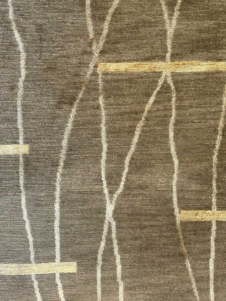 6' x 9' Hand-Knotted Tibetan Wool & Silk Rug Modern / Contemporary Design