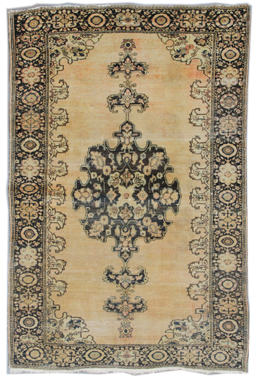4'x6' Antique Persian Farahan Rug