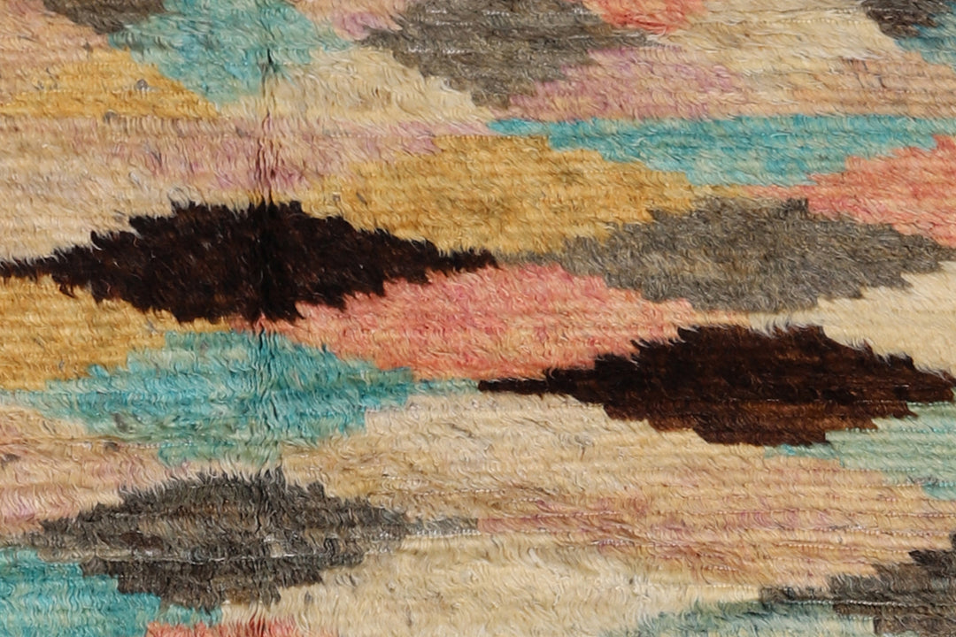 6'x9' Vibrant Moroccan-Style Ariana Barchi Shag Rug 