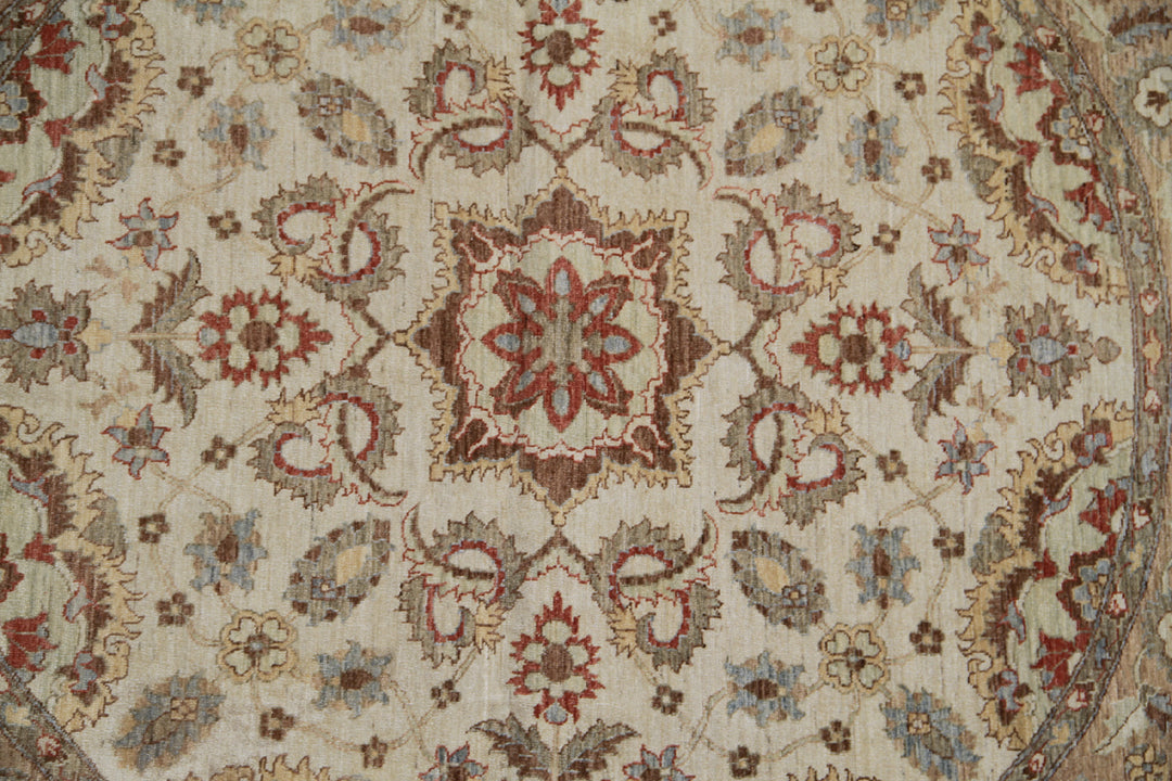 7' x 7' Round Persian Design Ariana Traditional Wool Rug