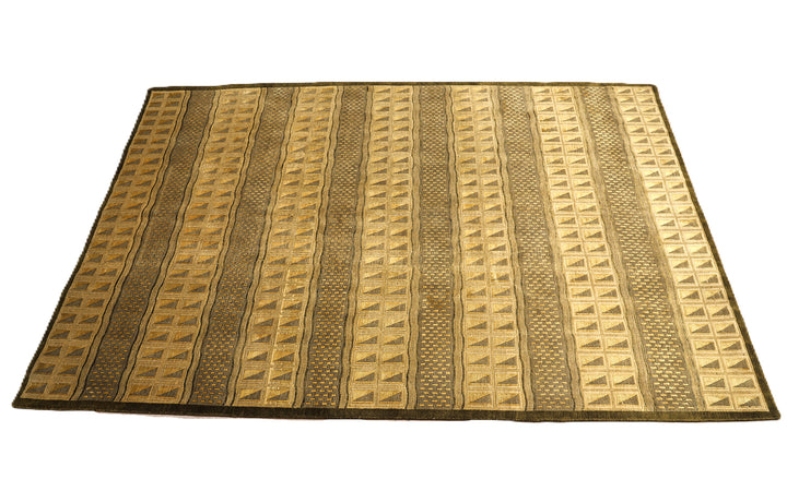 6'x9' Hand-Knotted Modern Tibetan Wool & Silk Carved Linear Rug | Gold & Green