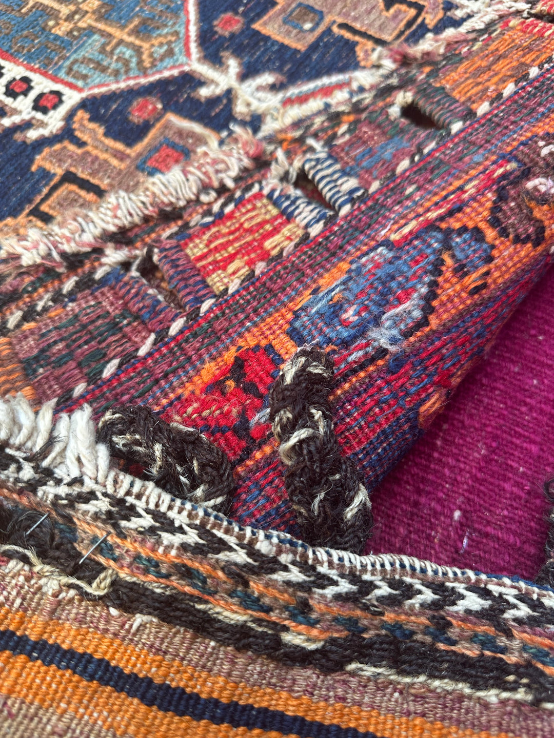 Weaving-Detail-Vintage-Persian-Tribal-Bag