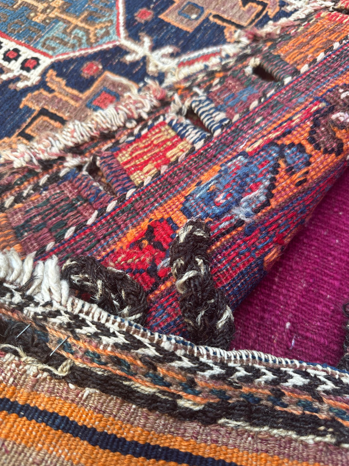 Weaving-Detail-Vintage-Persian-Tribal-Bag