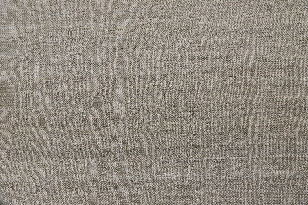 9'x11' Ariana Solid Handwoven Kilim – Organic Wool Flatweave Rug