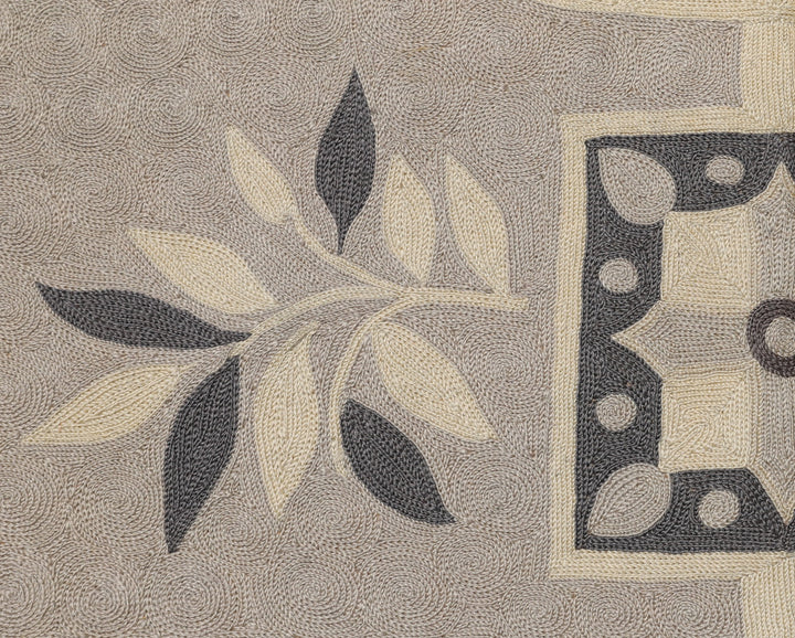 9'x12' Geometric Grey Vintage European Chain-Stitched Rug – Handcrafted Wool Elegance