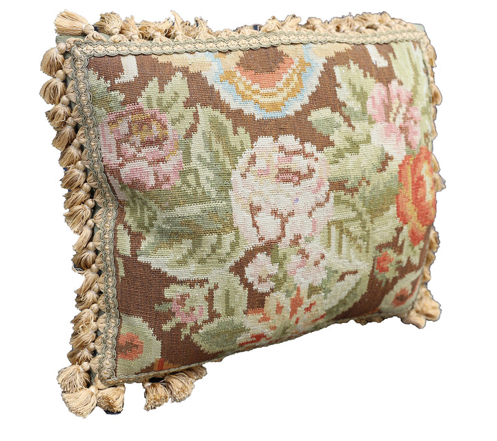 Handwoven 21x18 beige floral Bessarabian style kilim throw pillow crafted from organic wool by Ariana Rugs