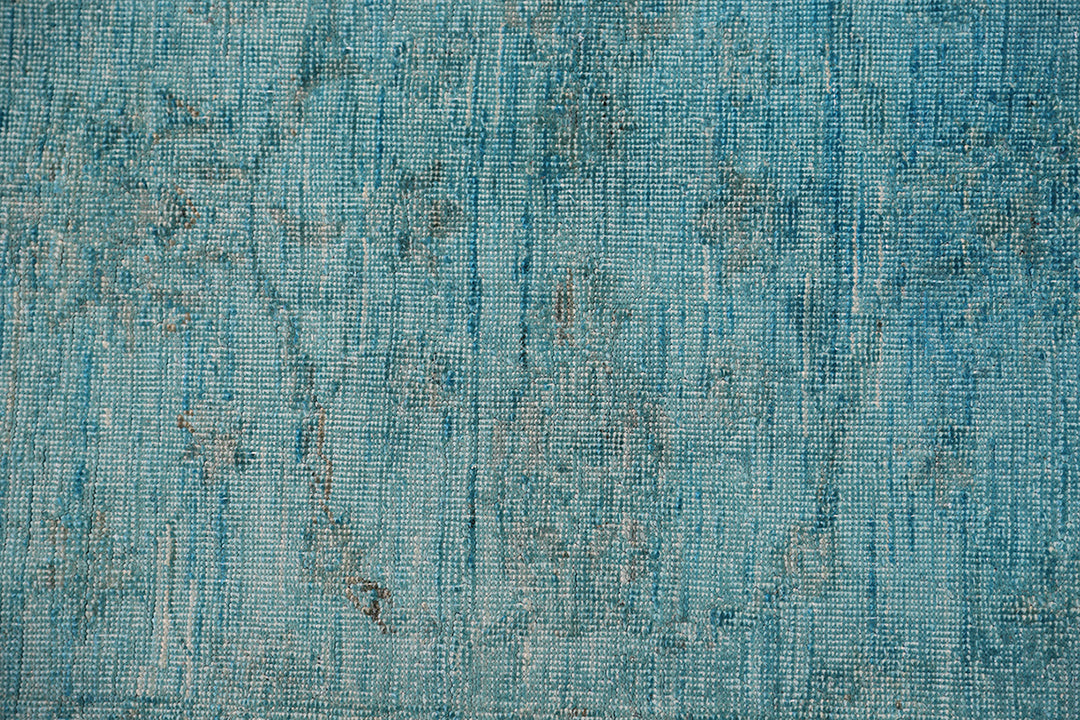 Ariana Rugs 2'9" x 3'9" Organic Wool Hand-Knotted Persian Design