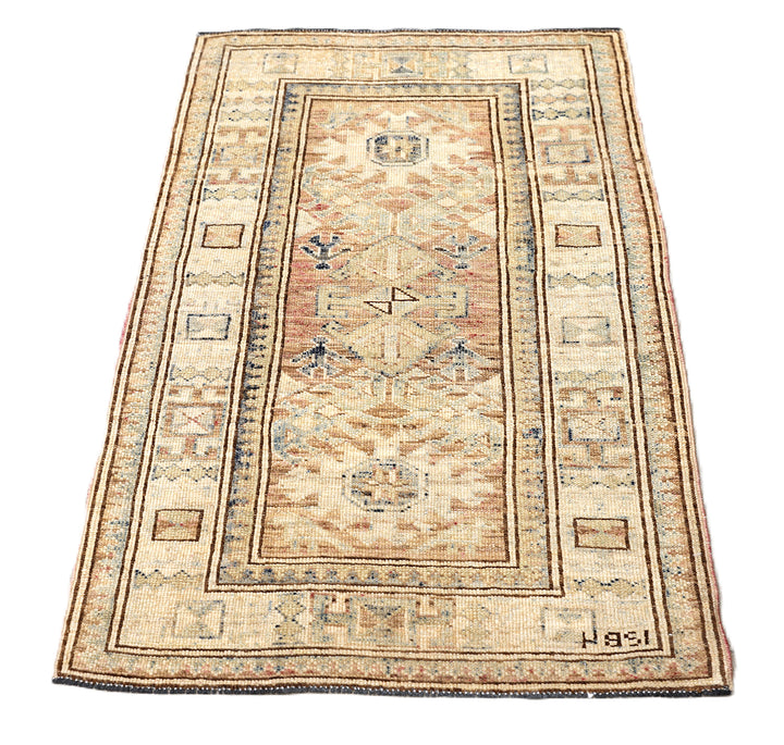 Hand-spun wool 2'2"x3'1" Ariana Hazara pink and ivory geometric entry rug