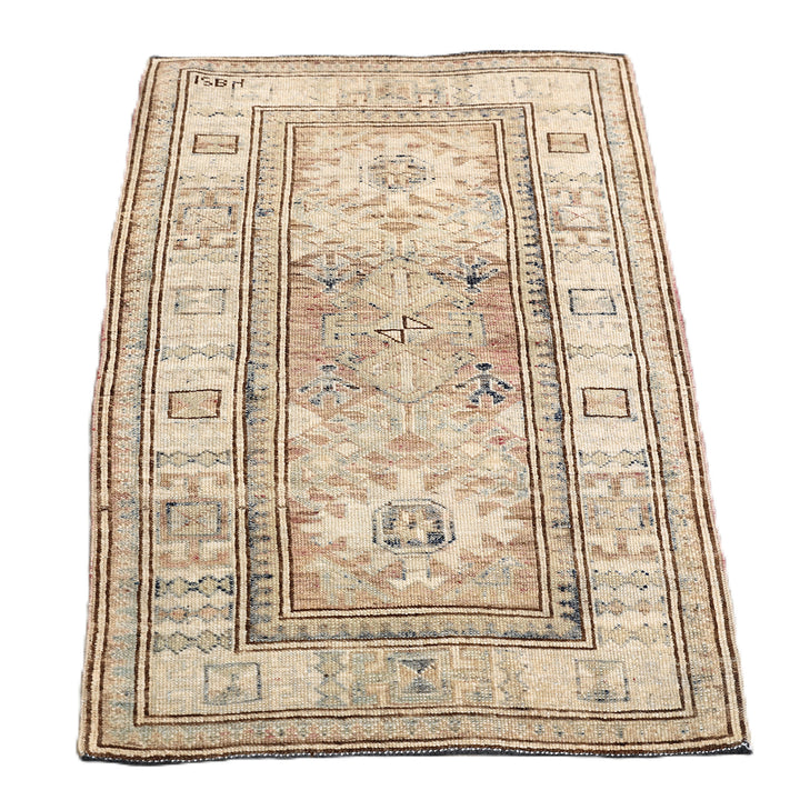 Hand-spun wool 2'2"x3'1" Ariana Hazara pink and ivory geometric entry rug