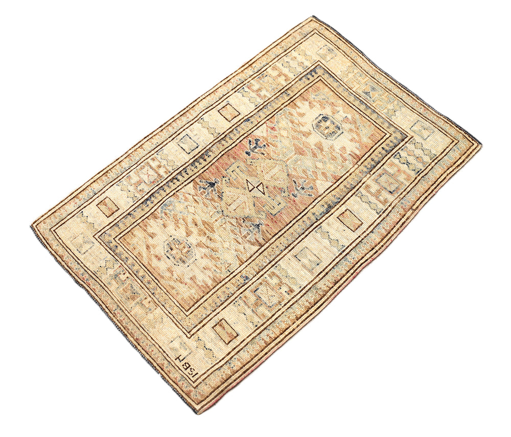 Hand-spun wool 2'2"x3'1" Ariana Hazara pink and ivory geometric entry rug