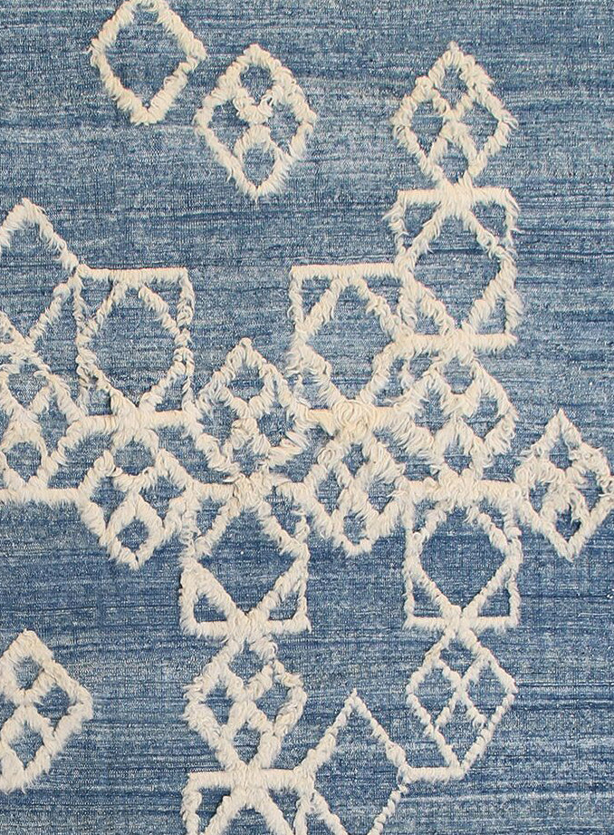 Authentic Ariana Modern Kilim - Contemporary Blue and White Design