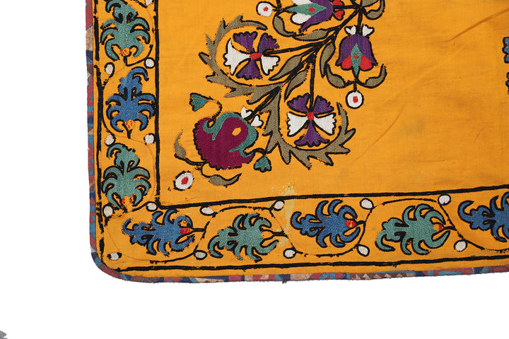 Ariana Rugs 6x8 Antique 19th-Century Samarkand Suzani Silk Embroidery