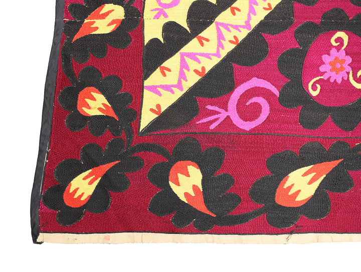 Ariana Rugs 8x8 Fine Uzbek Suzani Hand-Embroidered Silk Cotton Textile Tapestry