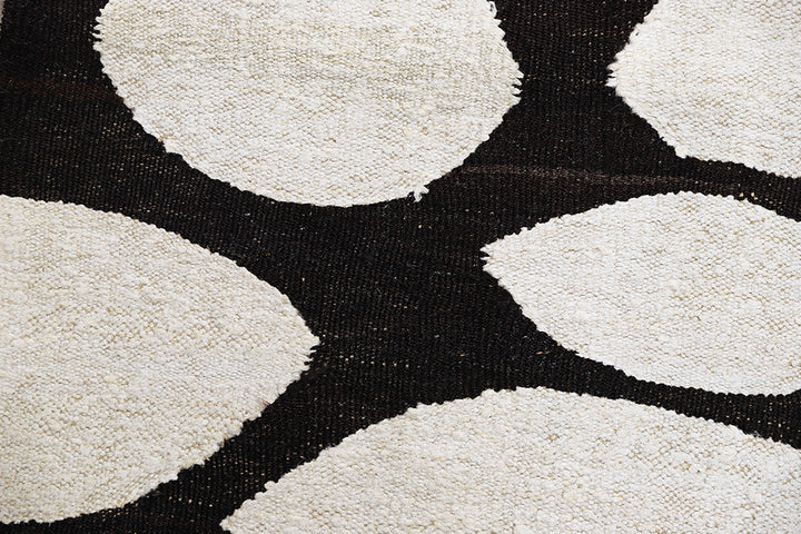 Ariana Rugs – Minimalist Black and White Turkish Kilim (8x10)